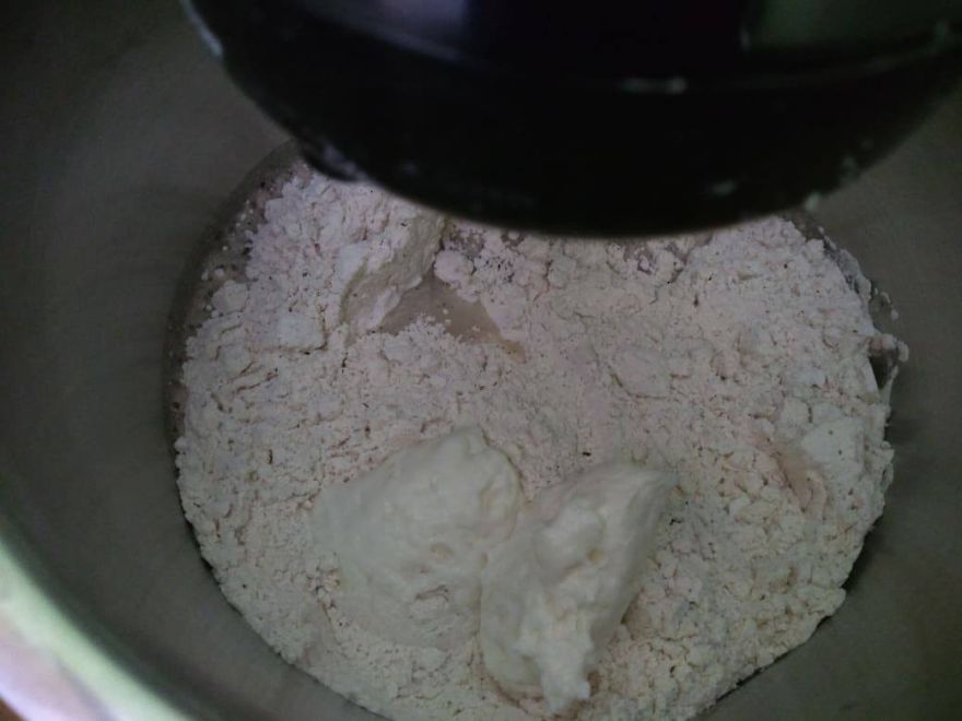 Bezlepkové tmavé kváskové bagety bez rozkvasu