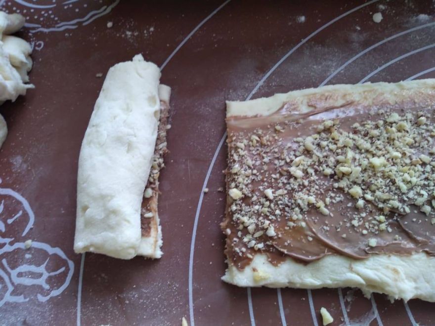 Gluten-free sourdough rolls with chocolate and nuts