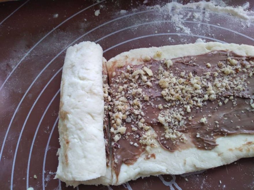 Gluten-free sourdough rolls with chocolate and nuts