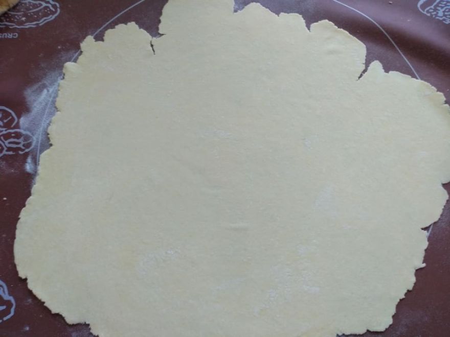 Gluten-free wide noodles for dessert or for bean soup