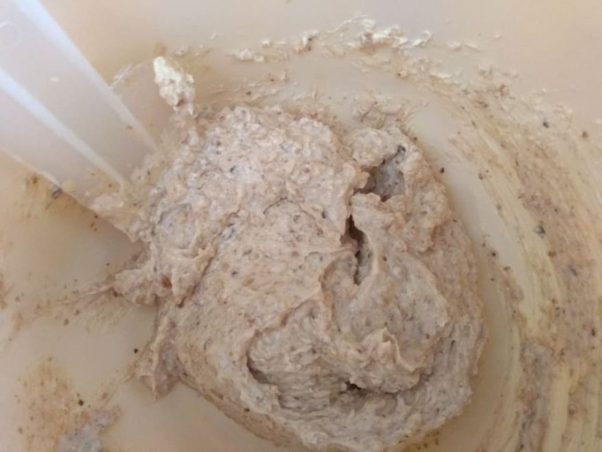 Bezlepkové žloutkové řezy s krémem