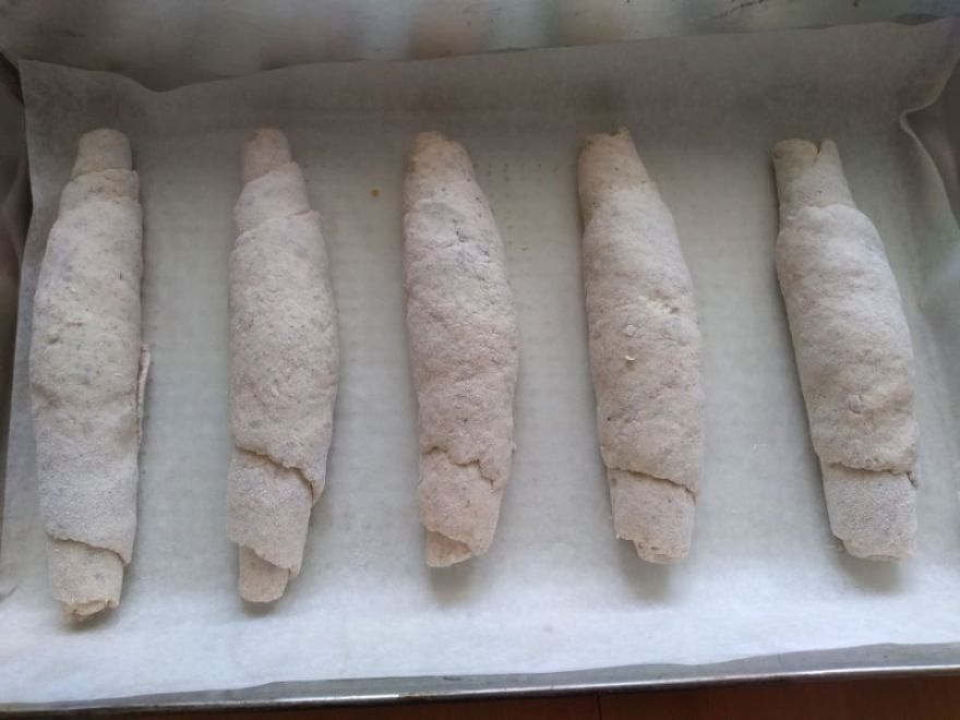 Bezlepkové kváskové tmavé rožky