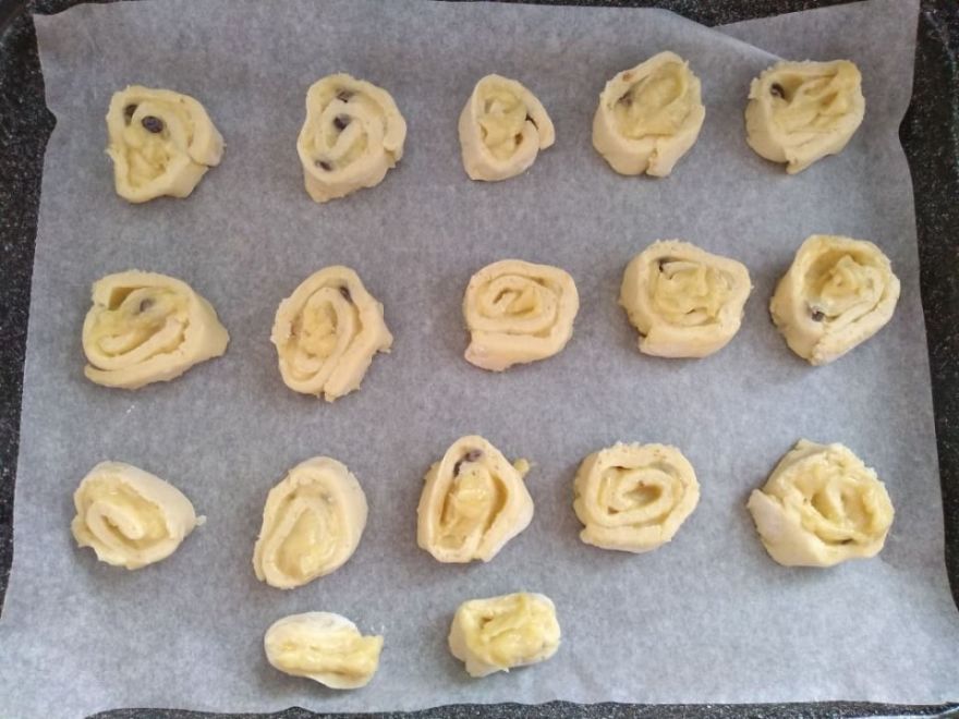 Bezlepkové šneci s pudinkem a banánem