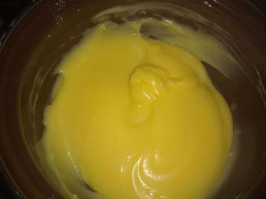 Bezlepkové šneci s pudinkem a banánem