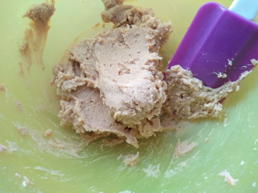 Cupcakes with peanut cream