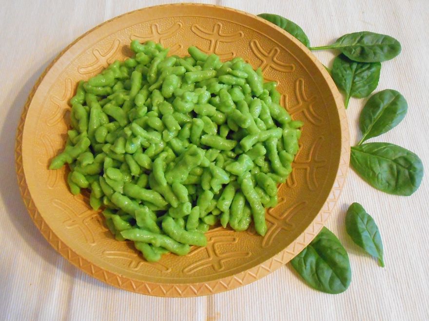 Gluten-free spinach gnocchi