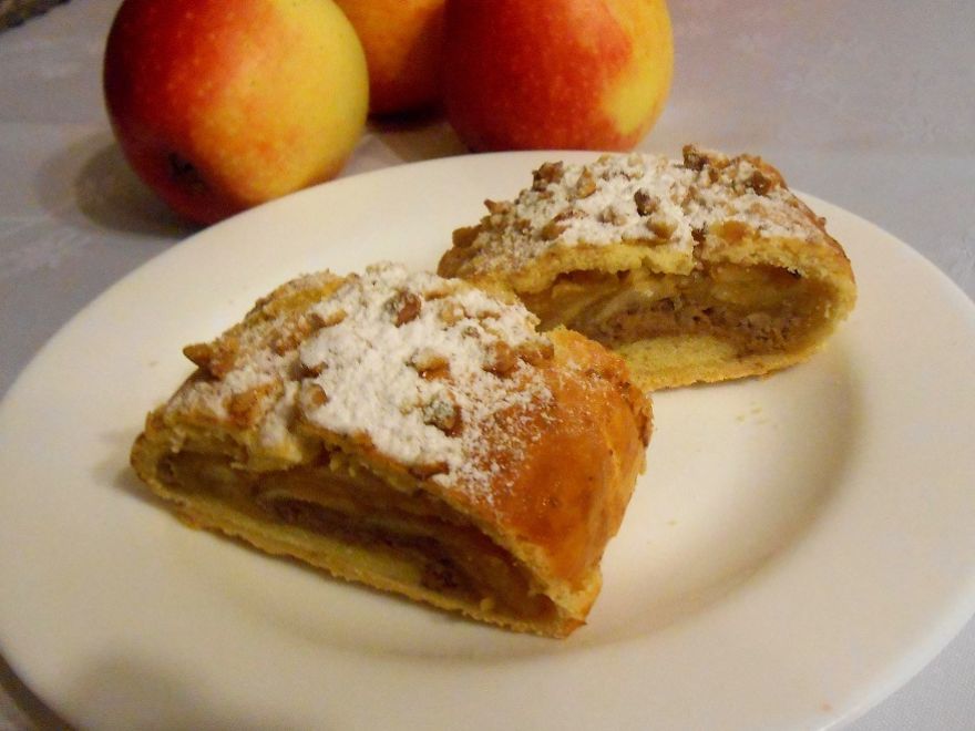 Bezlepková jablková štrúdľa