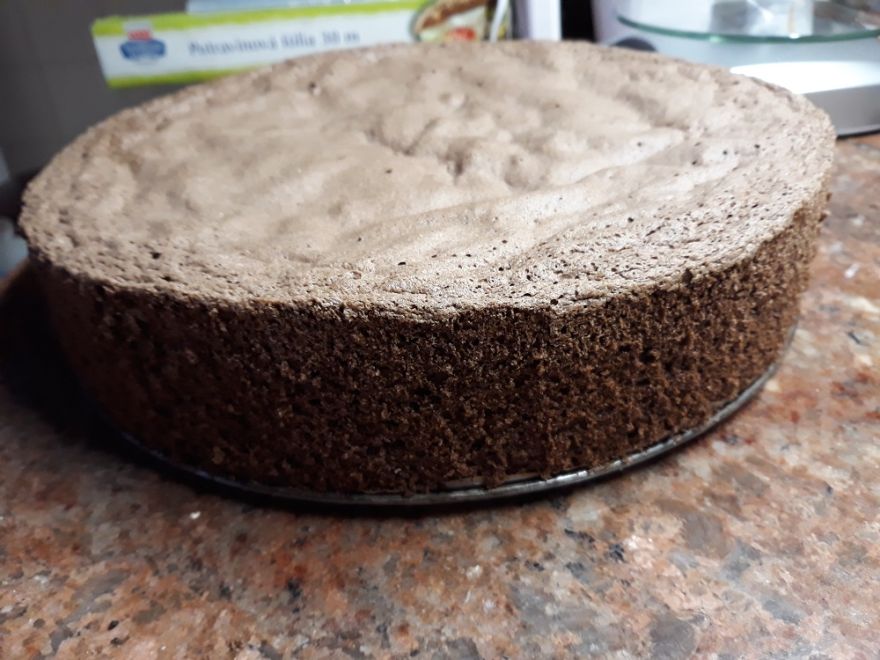 Bezlepkový dort s mascarpone-čokoládovou nádivkou