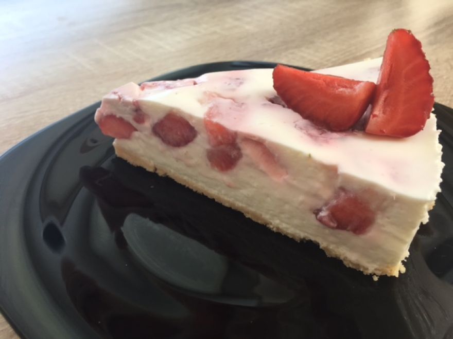 Ungebackener glutenfreier Käsekuchen