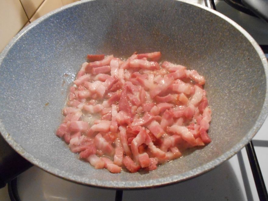 Bezlepkové guľky s údeným mäsom