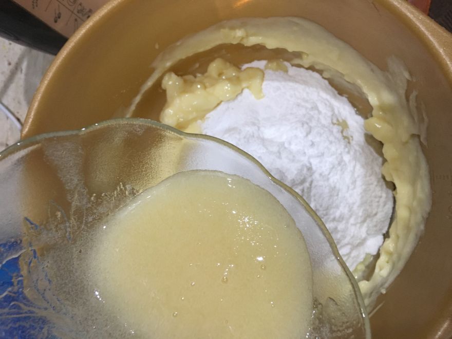 Bezlepkový pohádkový dort