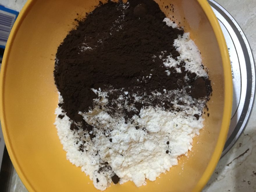 Bezlepkový pudinkový zákusek se Zlatým krémem