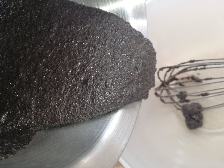 Flourless poppy seed cake