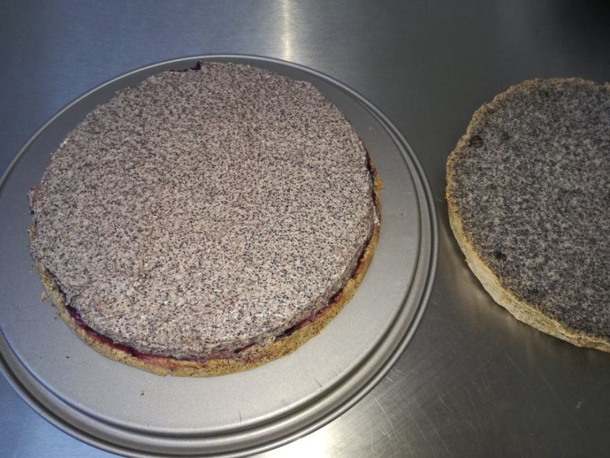 Flourless poppy seed cake