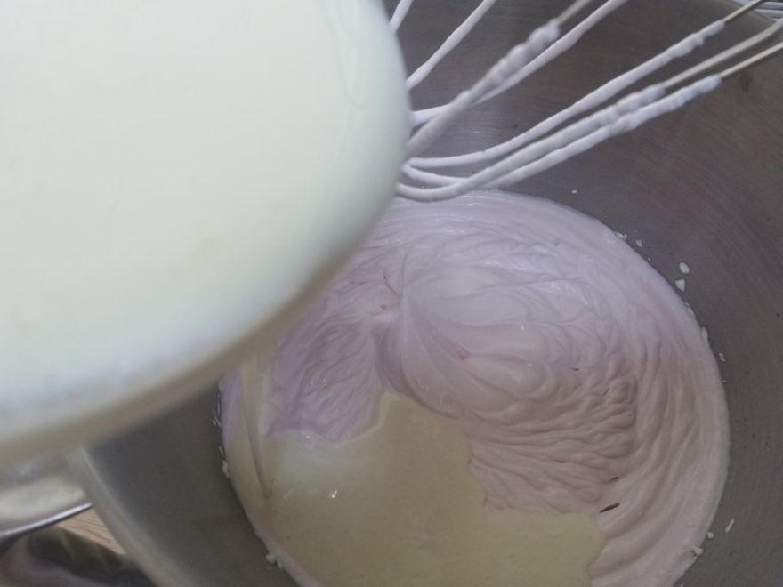 Bezlepkový višňový cheesecake