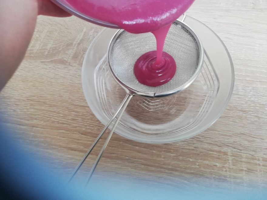 Bezlepkový višňový cheesecake