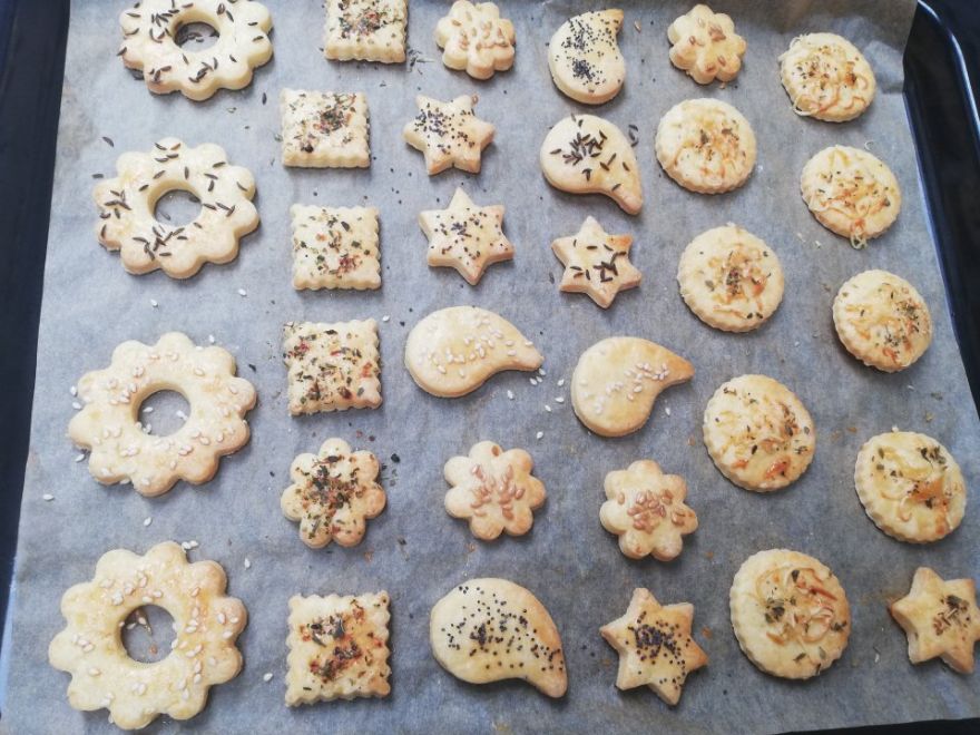 Gluten-free pretzels