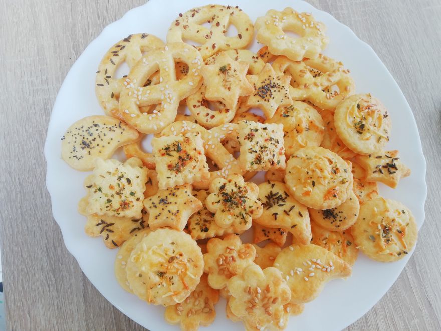 Gluten-free pretzels