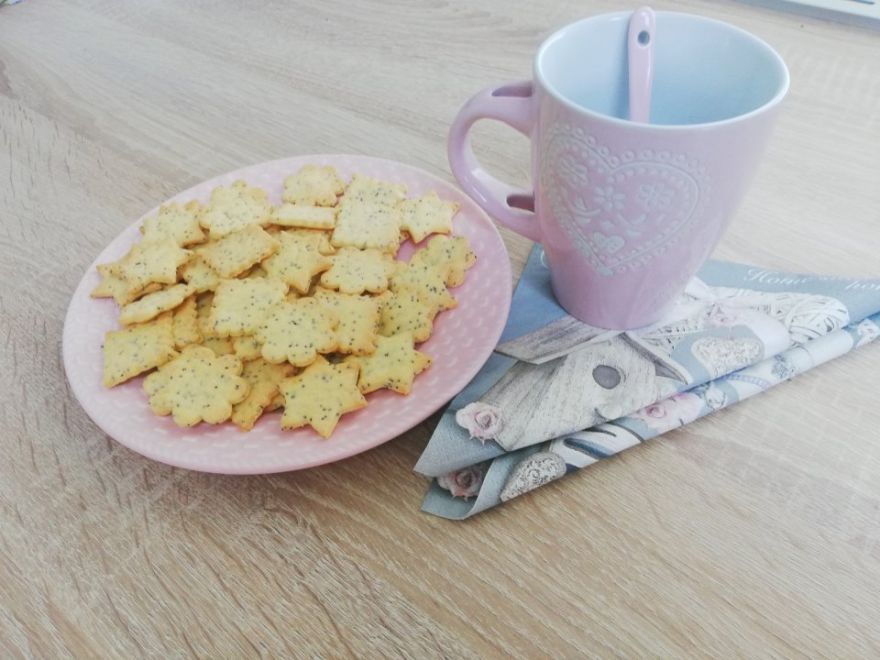 Glutenfreie Mohncracker