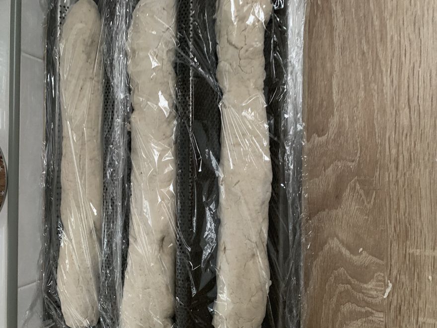 Křupavé celozrnné bezlepkové bagety