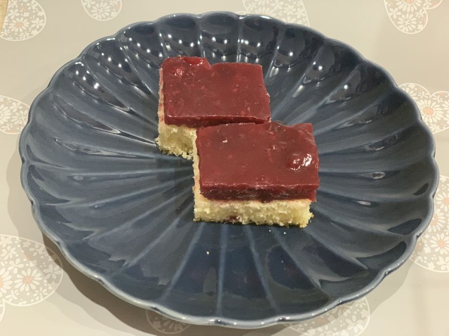 Bezlepkové rezy s ovocným želé