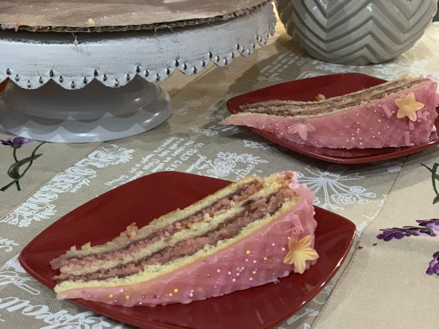 Bezlepkový punčový dort