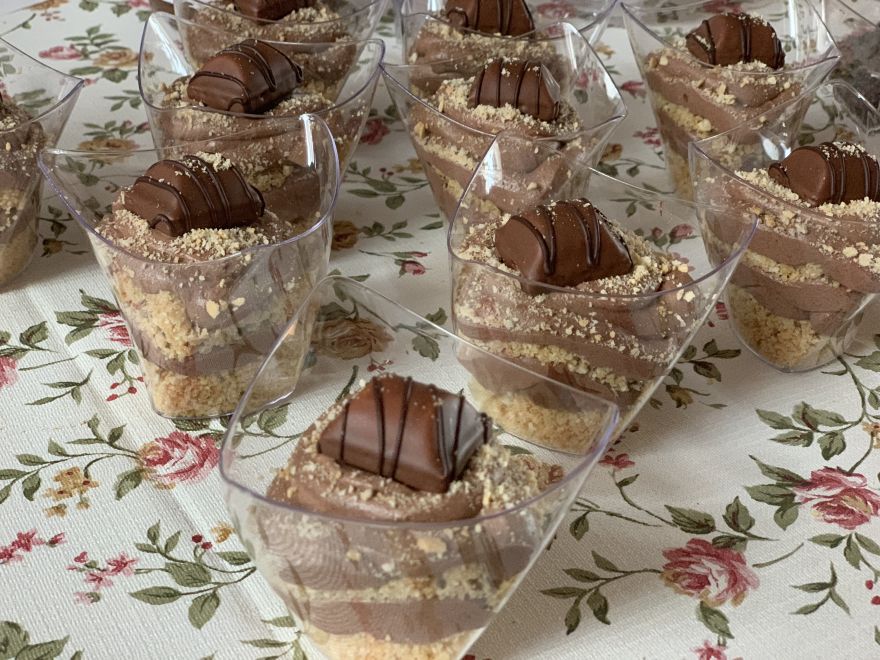 Mini kinder bueno sajttorta