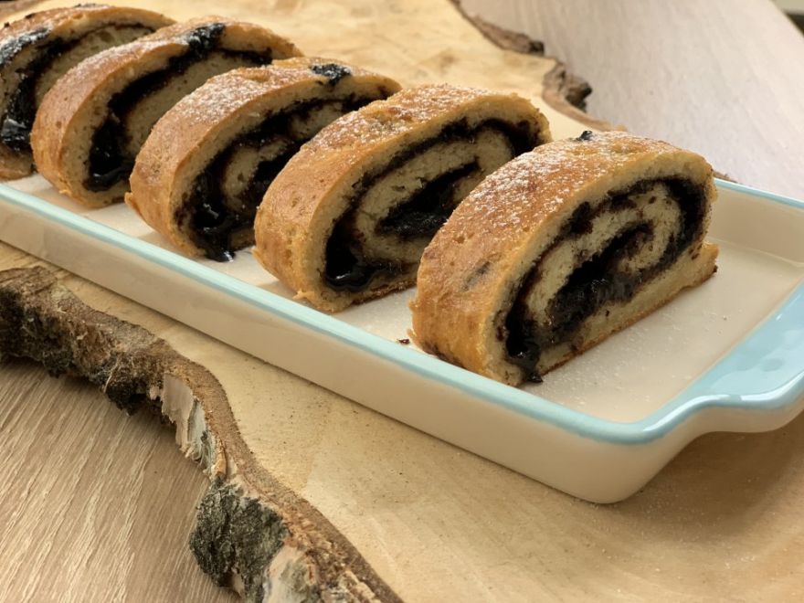 Bezlepkový kakaový závin