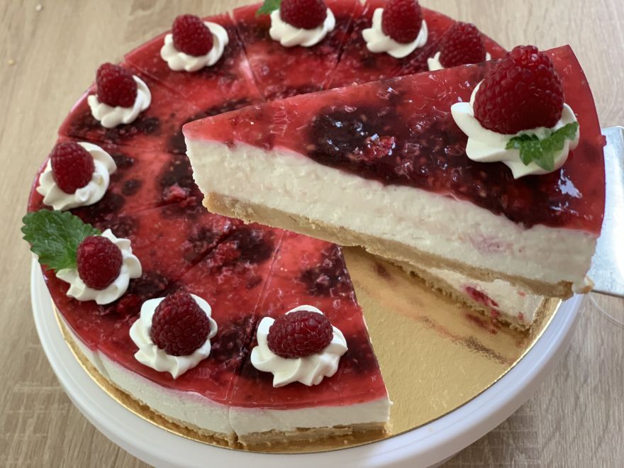 Raspberry cheesecake