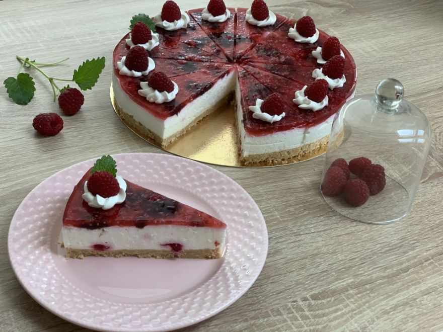 Raspberry cheesecake