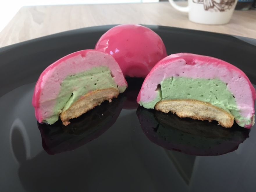 Mirror colored mirror glazes from Liana stiffeners to choose from up to 25 flavors