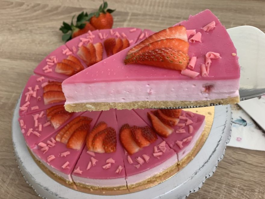Jahodový cheesecake