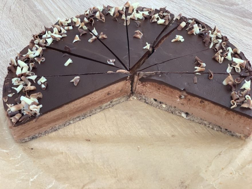 Csokoládé sajttorta 70%-os csokoládéval