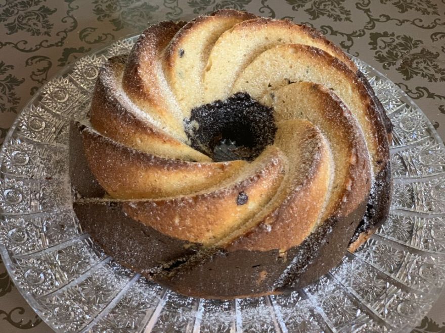 Cottage cheese and spelled cake