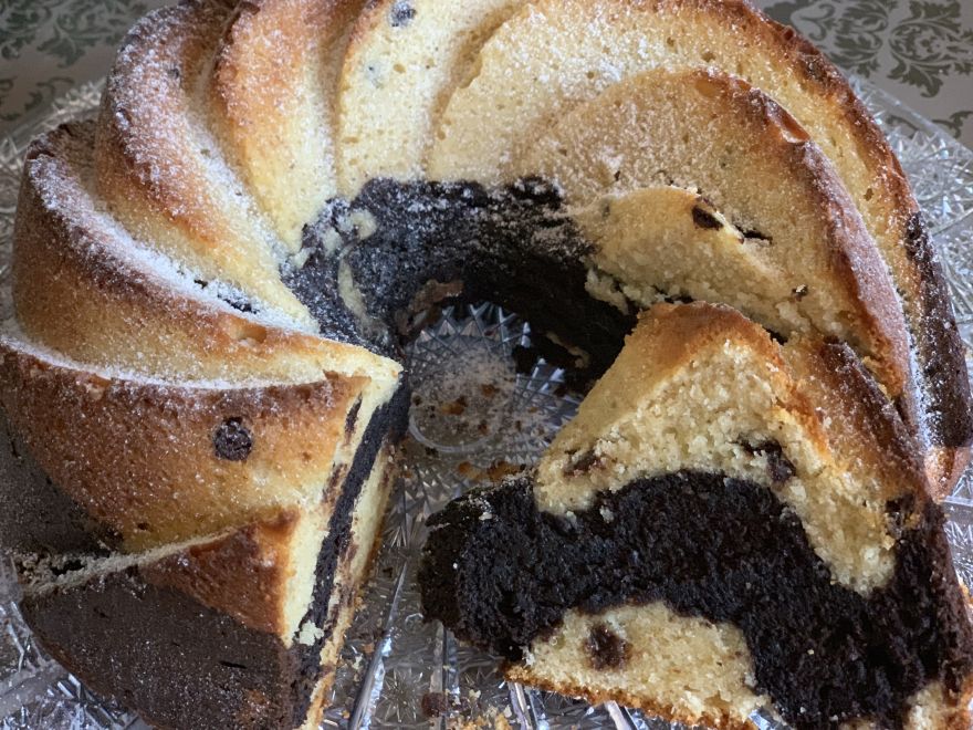 Cottage cheese and spelled cake