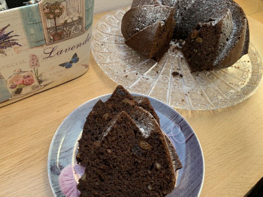 Cocoa cake with sour cream