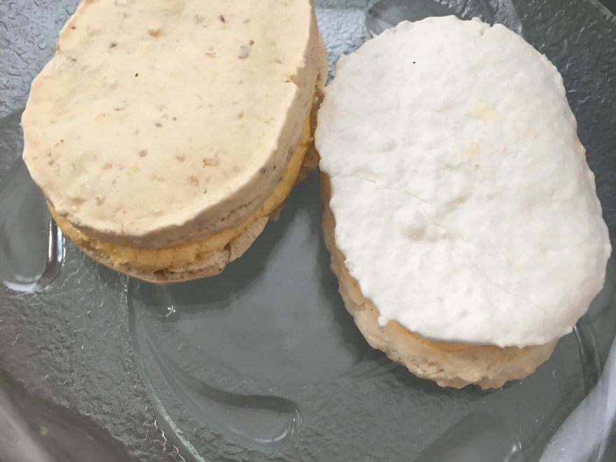 Glutenfreie Walnuss-Kokos-Bonbons mit Eigelbcreme