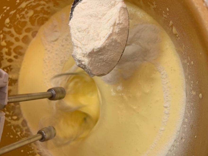 Glutenfreie goldene Creme Liana