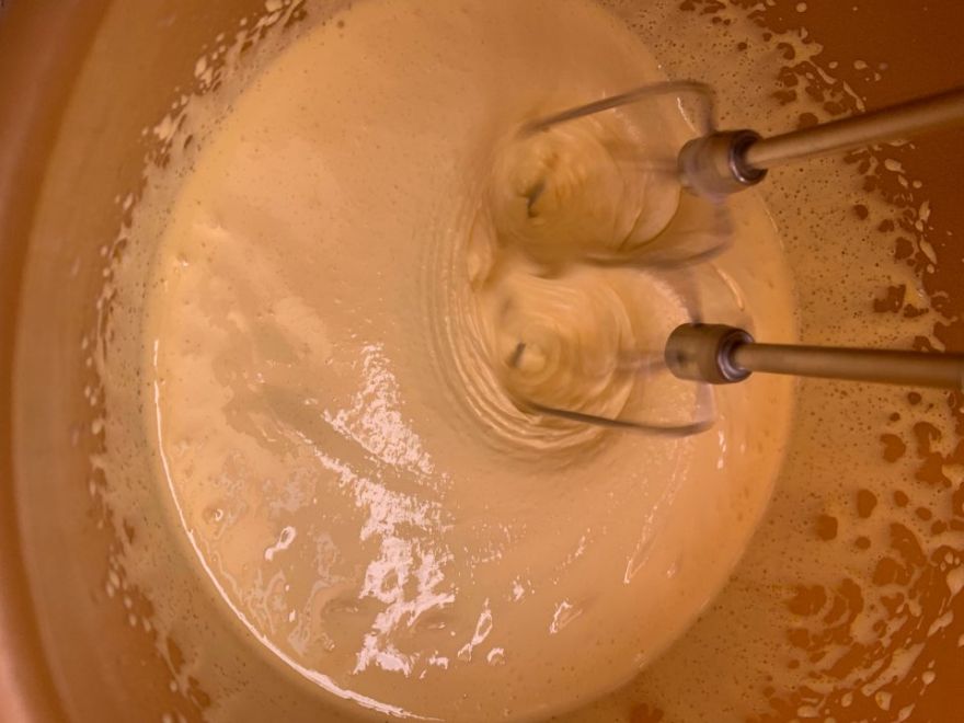 Glutenfreie goldene Creme Liana