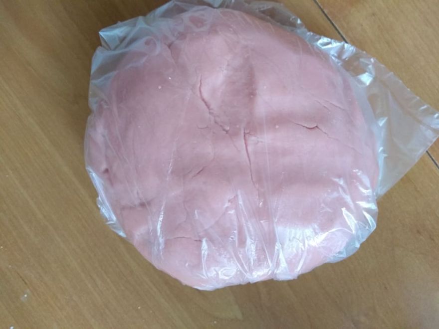 Gluten-free raspberry hearts