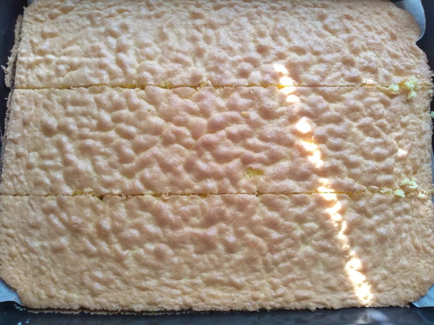 Gluten-free and dairy-free chocolate cut