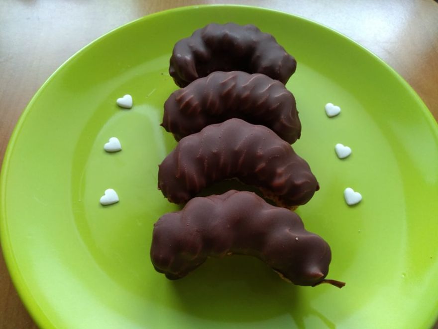 Gluten-free and dairy-free Parisian rolls