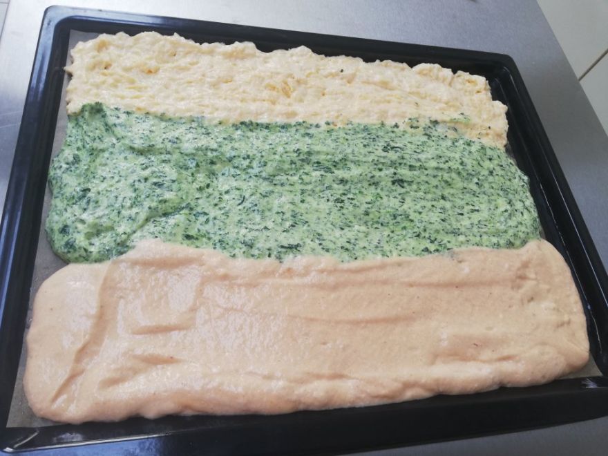 Bezlepková barevná slaná roláda