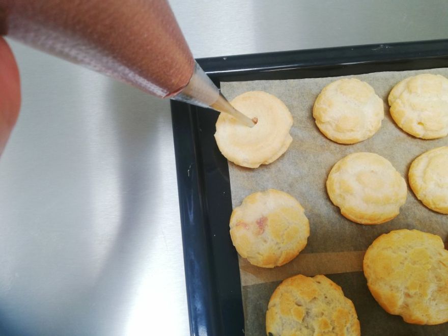 Bezlepkové profiteroles