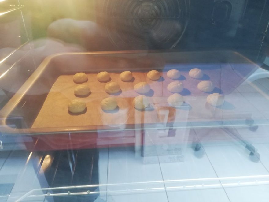 Bezlepkové profiteroles