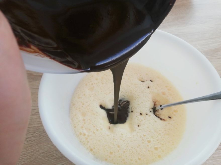 Gluten-free chocolate souffle with raspberry sauce