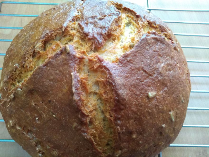 Gluten-free Irish bread without yeast and sourdough
