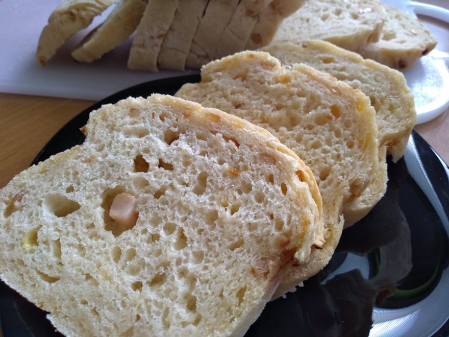 Gluten-free bacon bread