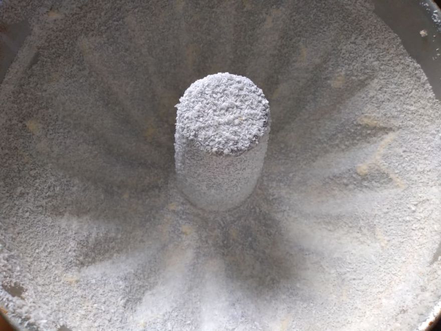 Gluten-free EXCLUSIVE tricolor pudding cake