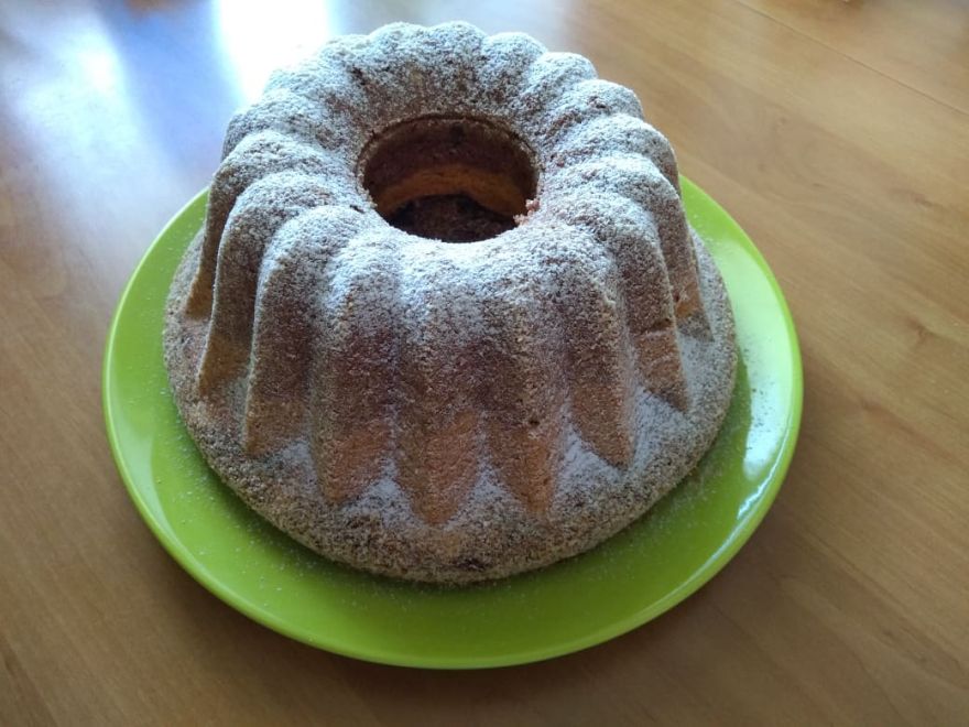 Gluten-free EXCLUSIVE tricolor pudding cake